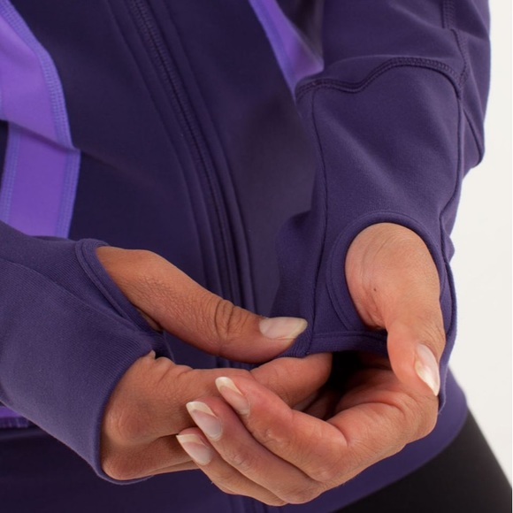 LULULEMON In Stride Jacket in Dense & Power purples. Size 4. GUC - Picture 5 of 16